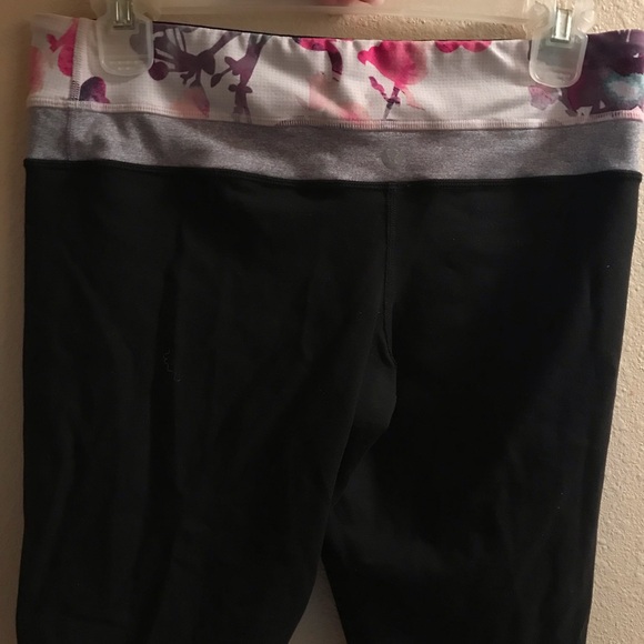 Lululemon Reverse Groove Short spandex black - Picture 9 of 9